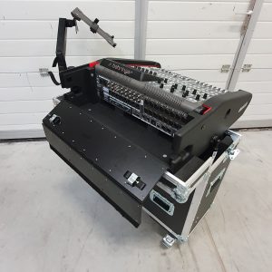Flip-Ready Easy Retracting Hydraulic Lift Case for Behringer BX32 Compact Console by Zcase - Image 4