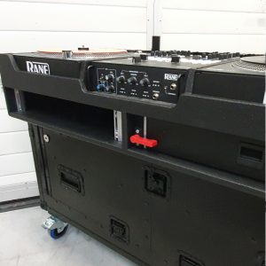 Flip-Ready Easy Retracting Hydraulic Lift Case for RANE Twelve Seventy and Seventy Two MKII Series , with Two Laptop Arms - Image 3
