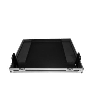 Flight/Road Case For Midas M32 Digital Mixer Console W/Wheels - Image 4