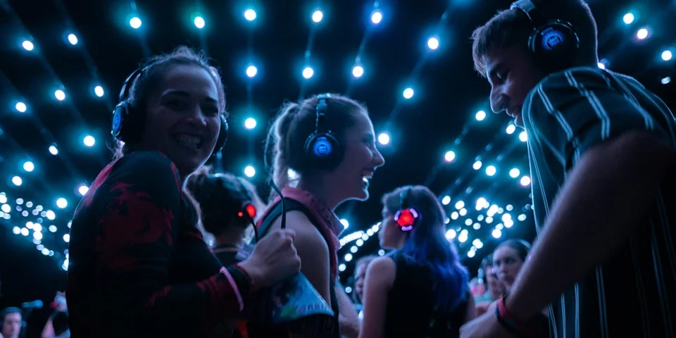 Silent Disco The Complete Guide for Silent Party Planners DJs - feature