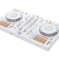 DDJ-FLX4-W_CGI_Angle_1792x1316